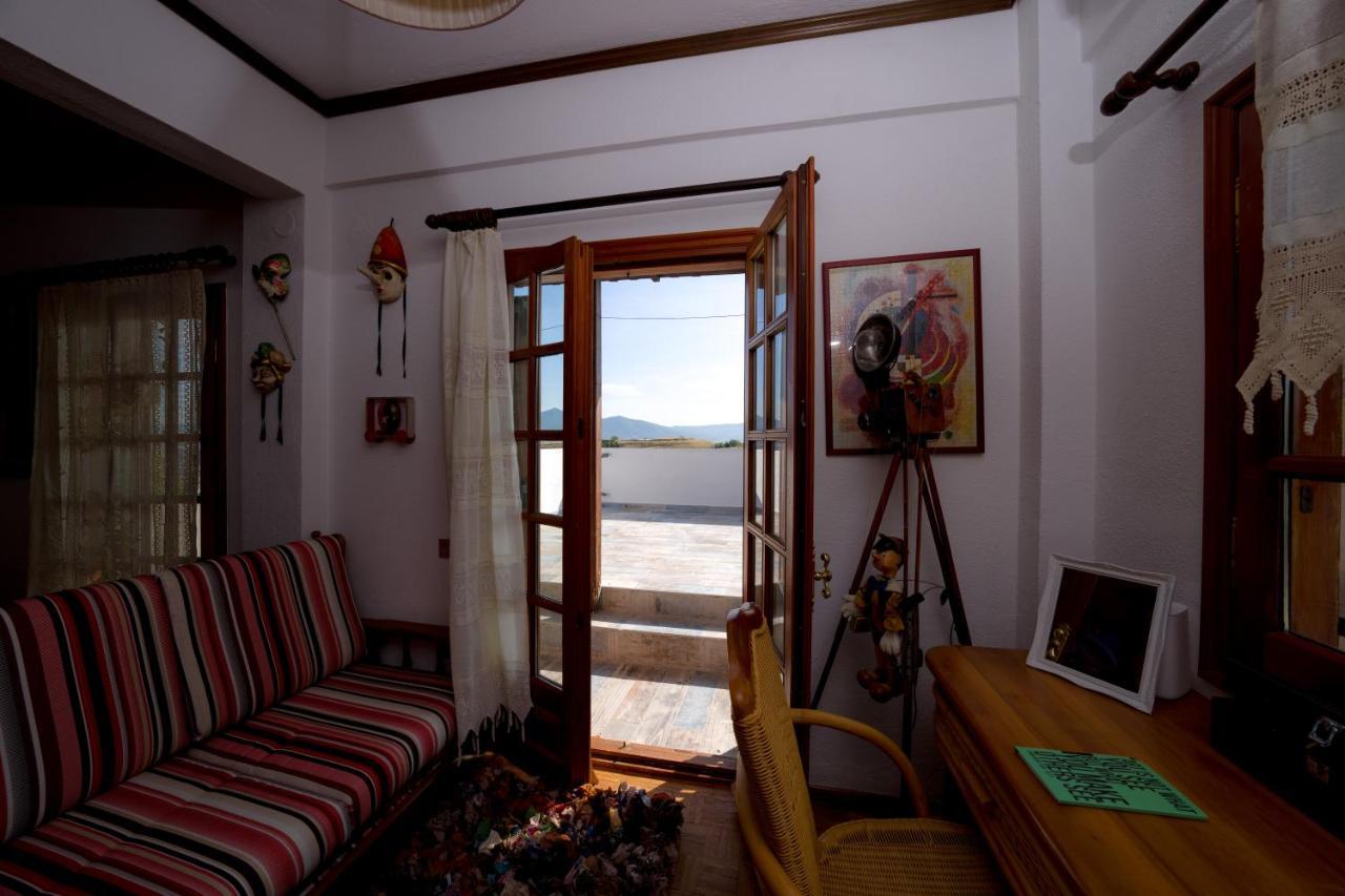 Archontiko Alexandros Luxury Suites Kardia Bagian luar foto